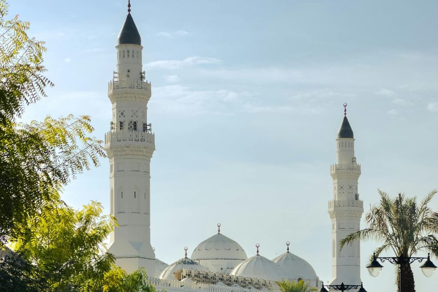 الفرق بين مسجد قباء والمسجد النبوي